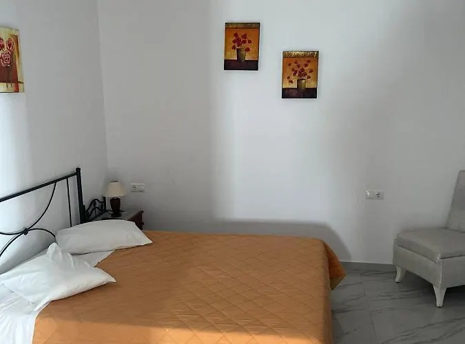 Hotel Sofia Village 3*